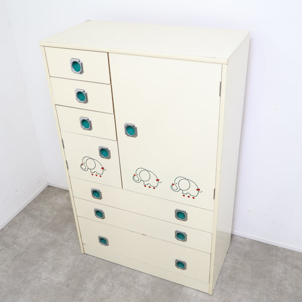 ぞうさんマークの子供用クローゼットチェスト