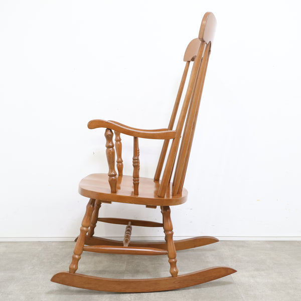 オールドマルニのロッキングチェア