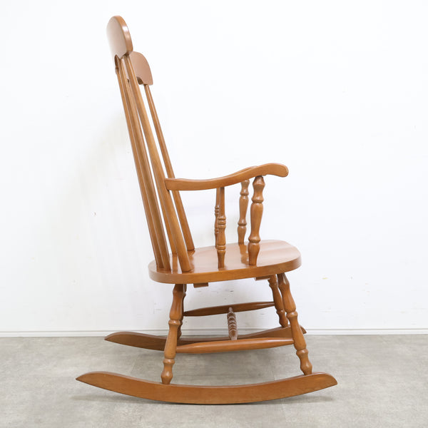 オールドマルニのロッキングチェア