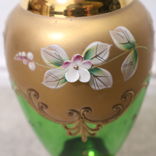 ゴージャスなボヘミアガラスの花瓶