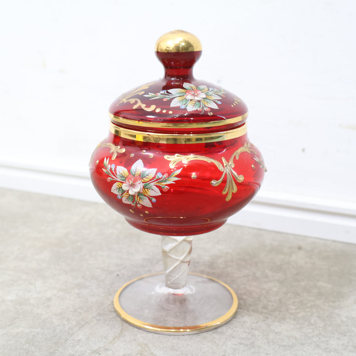 ベネチアングラス コンポート アンティーク ベネチアングラスの豪華な蓋付きシュガーポット・コンポート – バナル