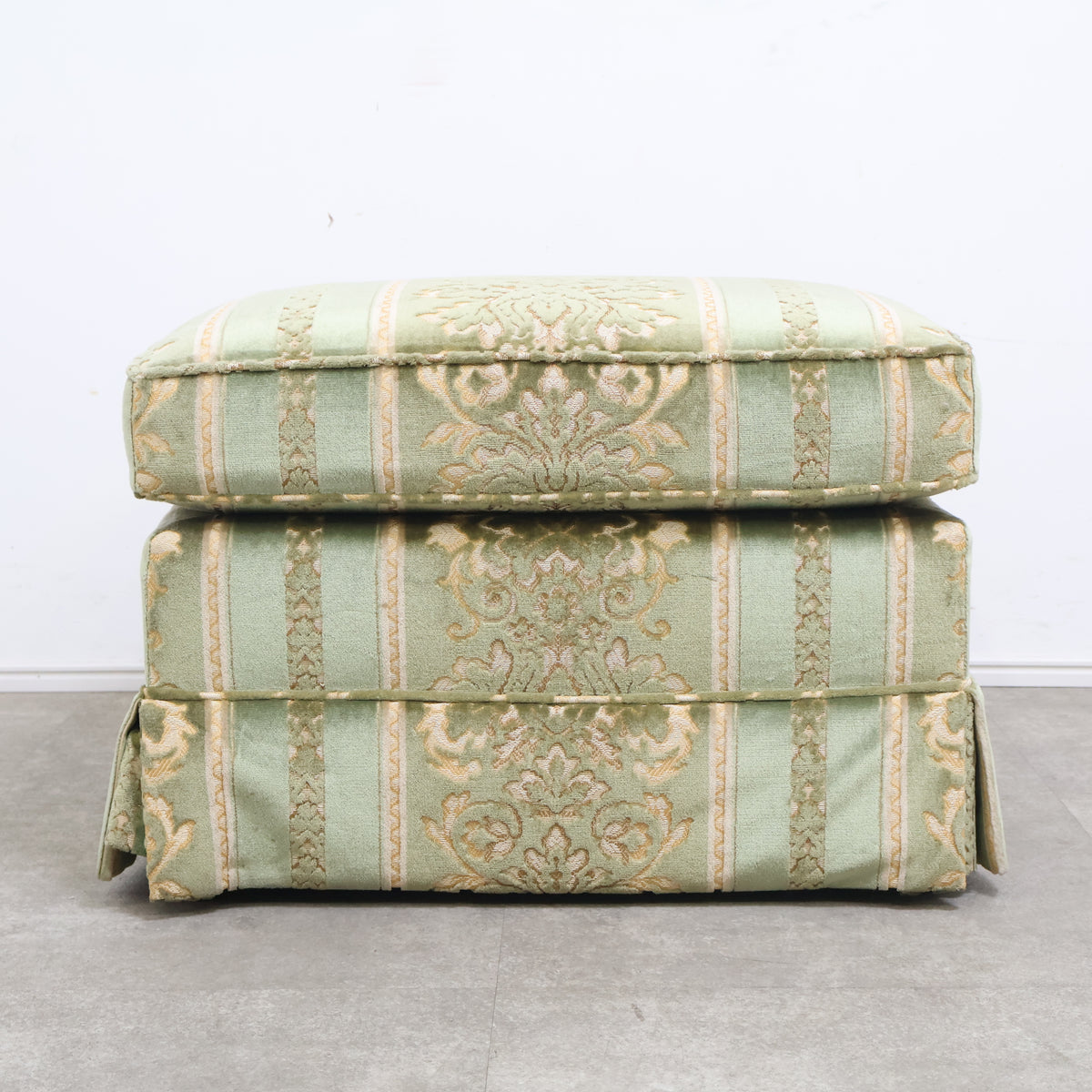 ドレクセルヘリテイジ DREXEL HERITAGEの金華山織りオットマン