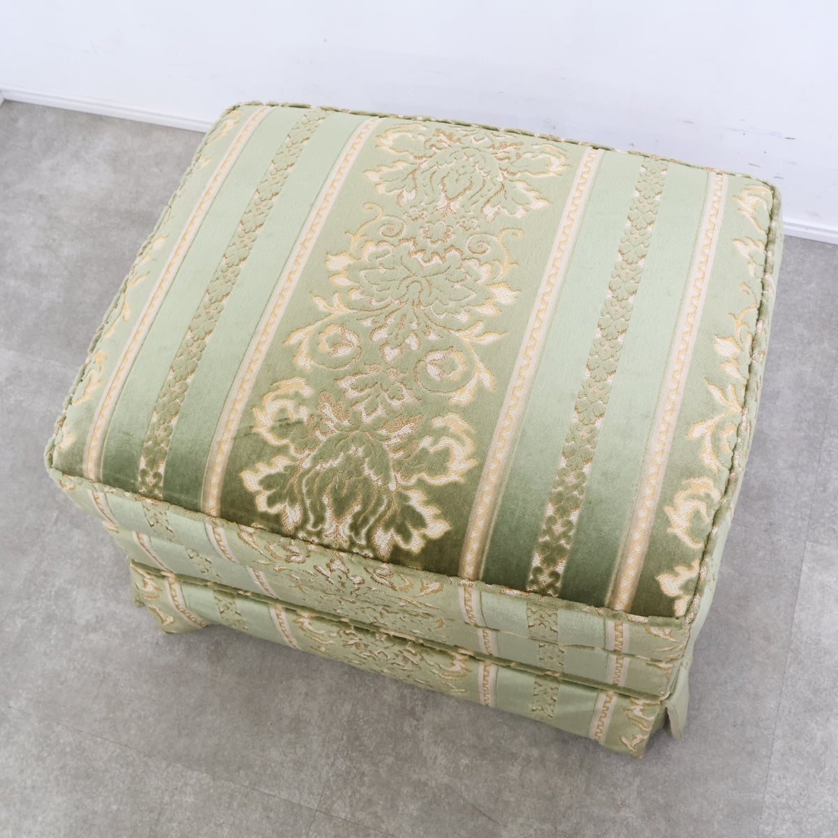 ドレクセルヘリテイジ DREXEL HERITAGEの金華山織りオットマン