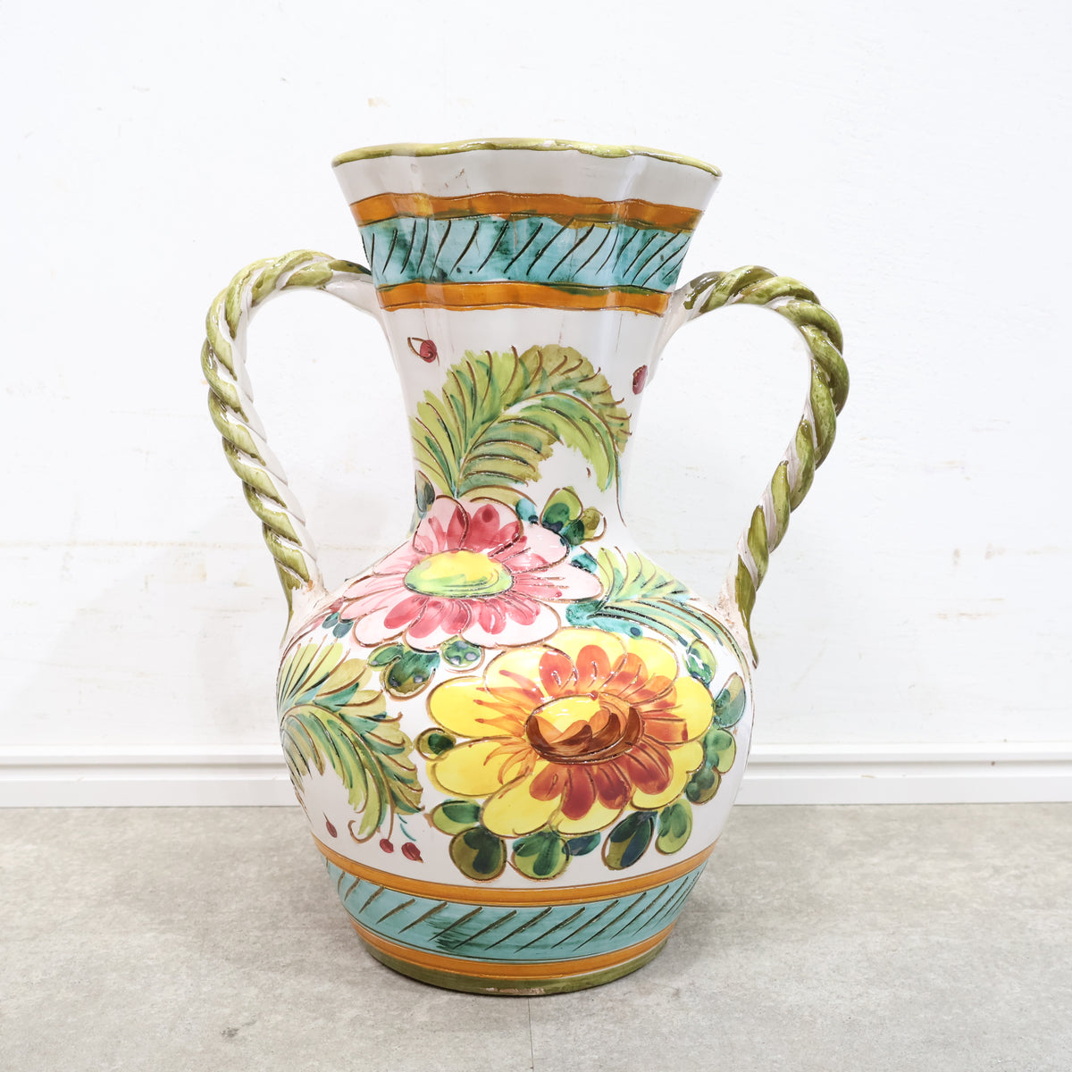 ハンドメイドのイタリア製フラワーベース – バナルオンラインショップ