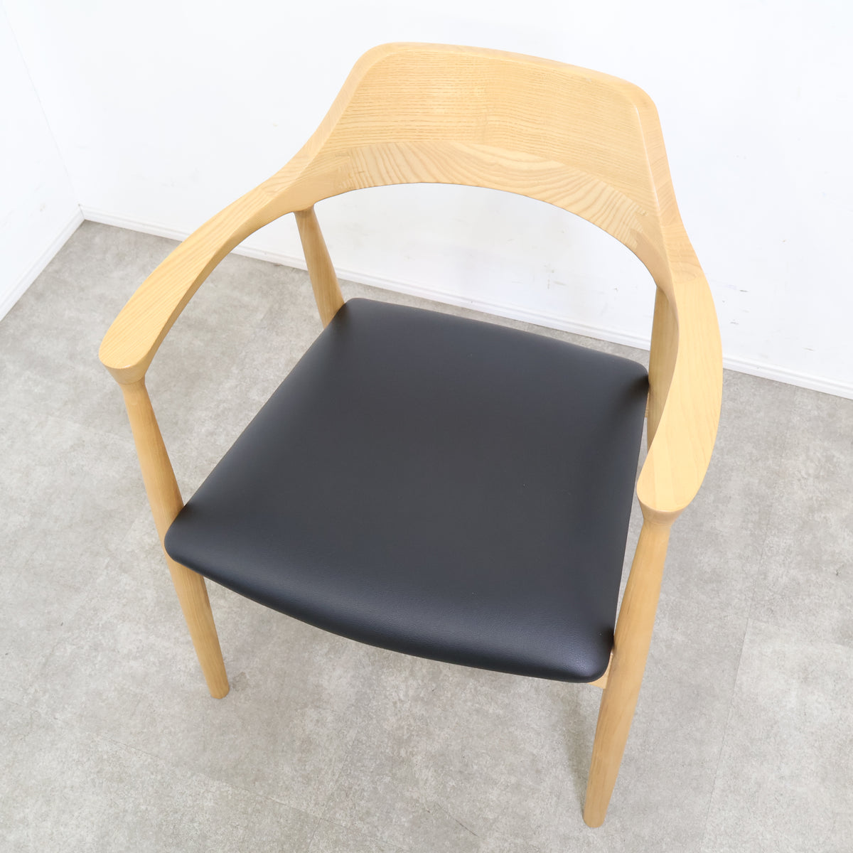 【かえるさん専用】ウォールナットアームチェア❶関家具 関家具のアームチェア – バナルオンラインショップ（BANUL）の