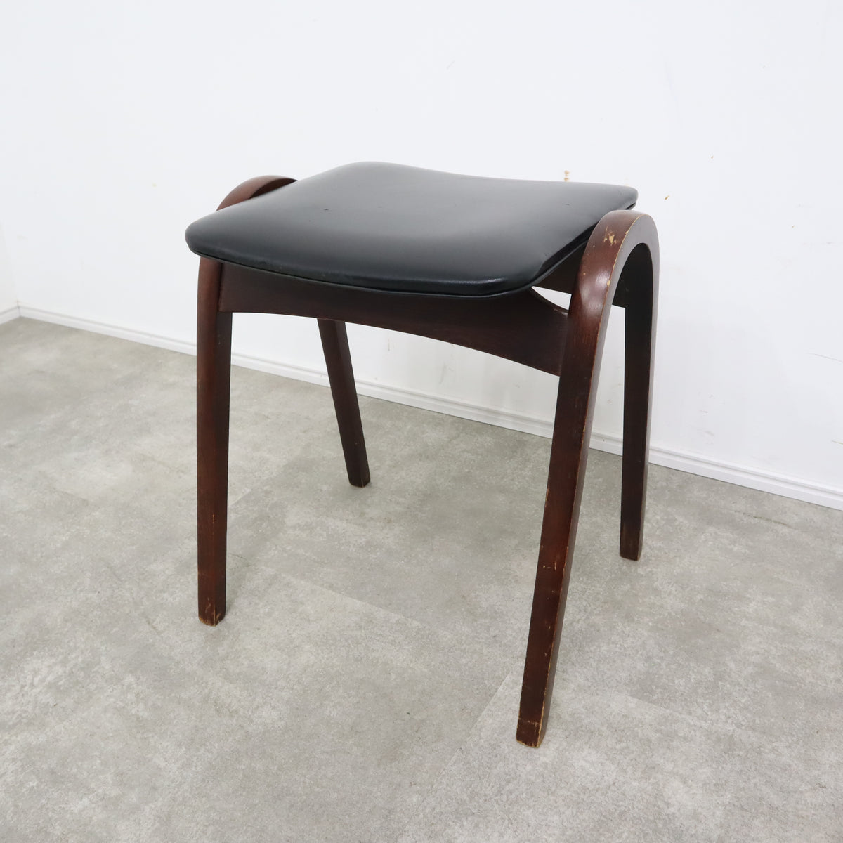 秋田木工 スツール 剣持勇デザイン オールドヴィンテージ 秋田木工 剣持勇デザインのヴィンテージ スツール – バナル