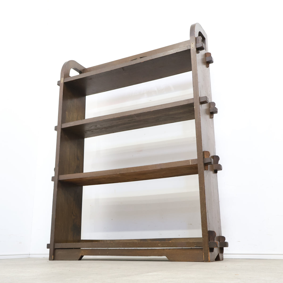 くさび式の木製棚・オープンシェルフ – バナルオンラインショップ