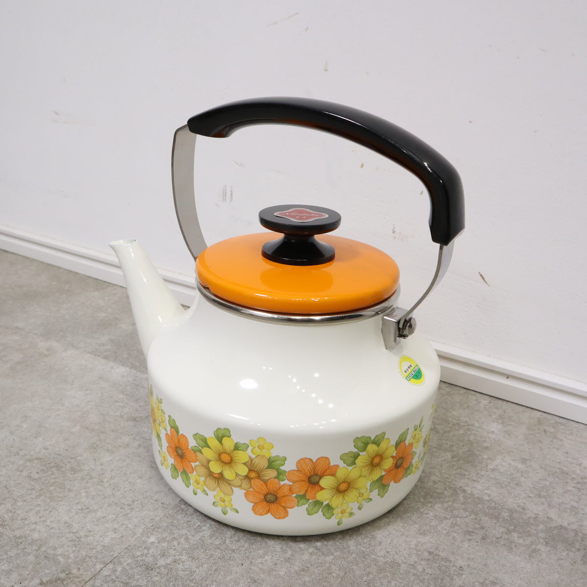 レトロ　やかん レトロポップなノリタケ製ホーローやかん – バナルオンラインショップ