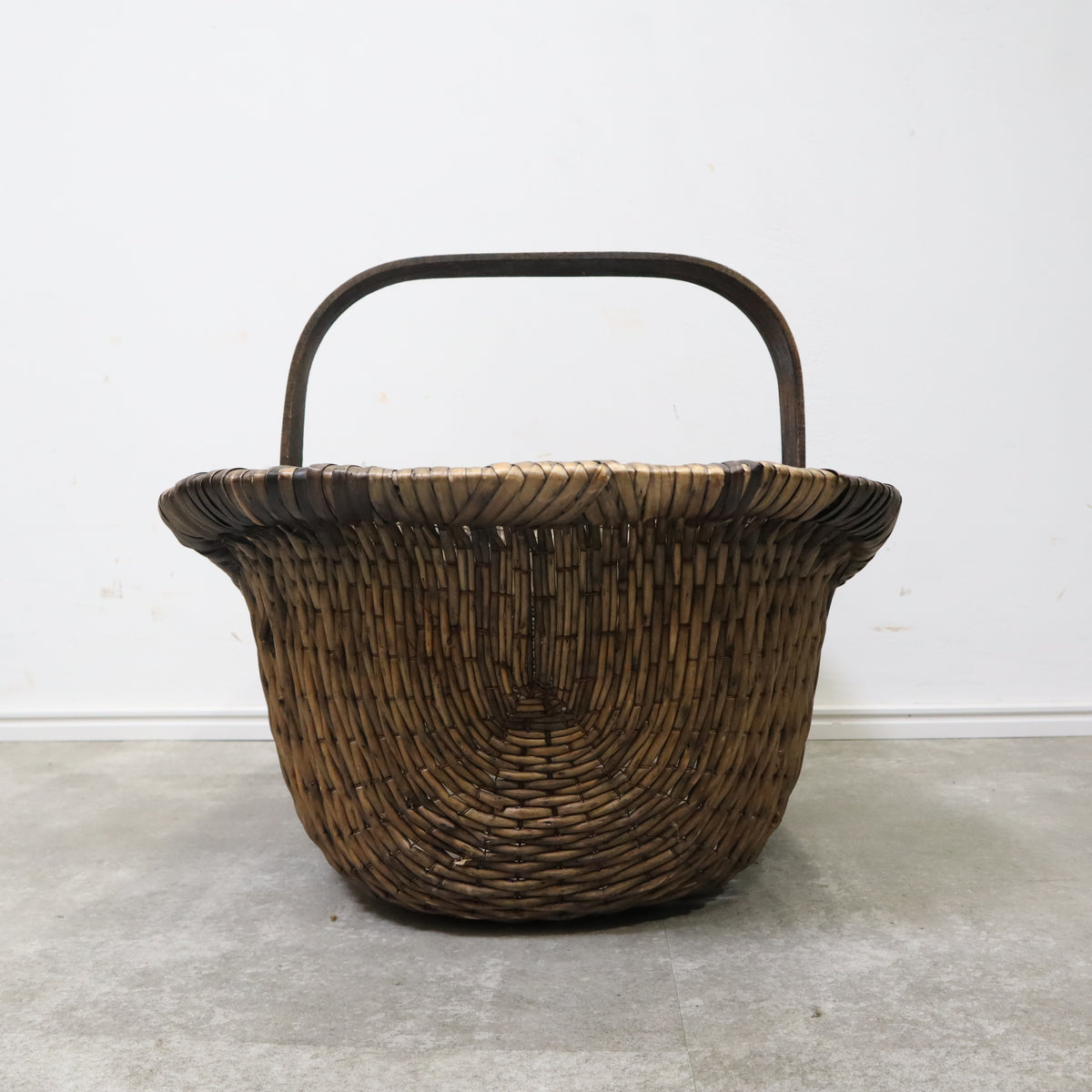 【希少品】北欧雑貨　スウェーデン　ヴィンテージ　ジュニパー　バスケット 籠 スウェーデンヴィンテージのジュニパーバスケット – バナル