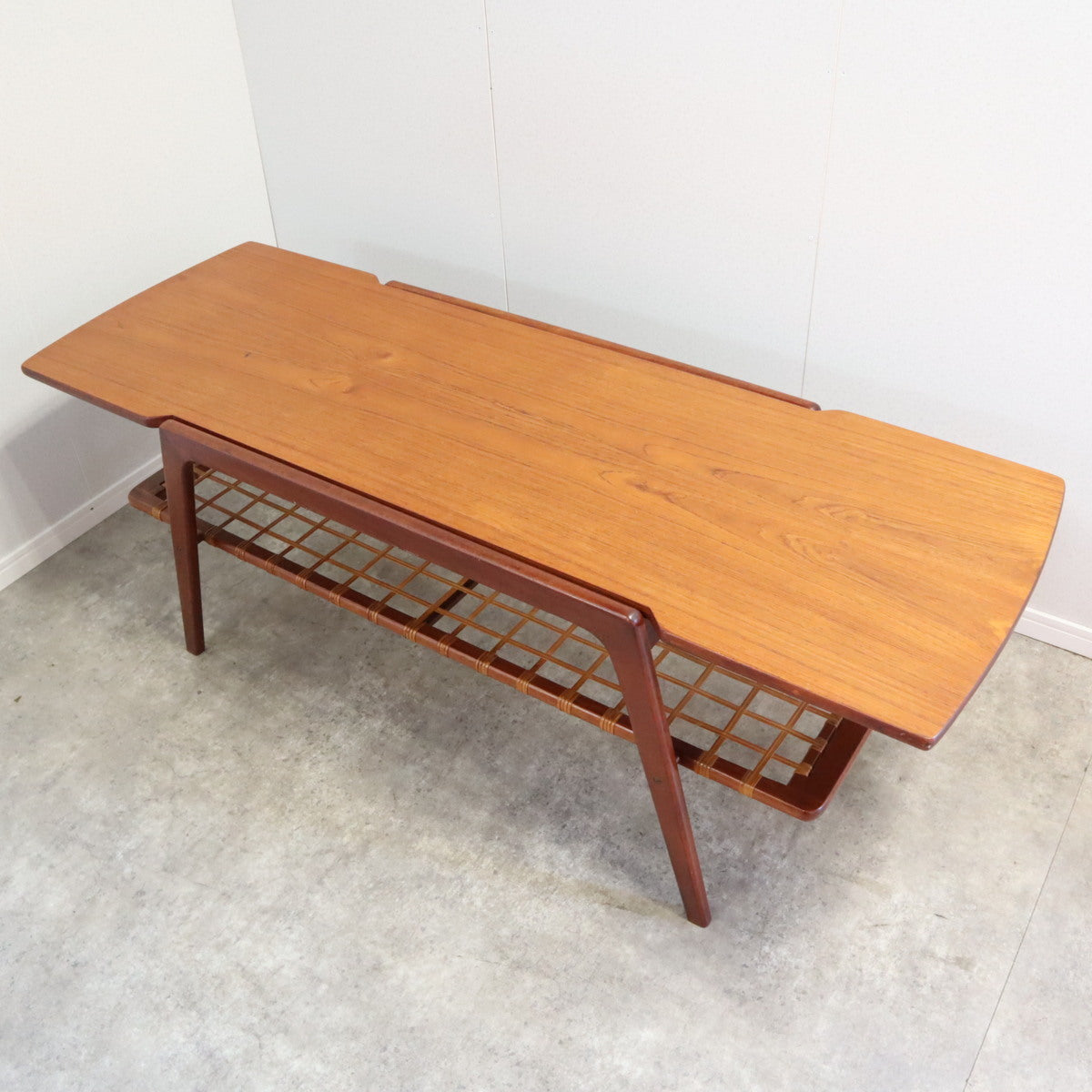 北欧ビンテージ　コーヒーテーブル　デンマーク コーヒーテーブル(チーク)/スウェーデン家具/A215-77 - 北欧