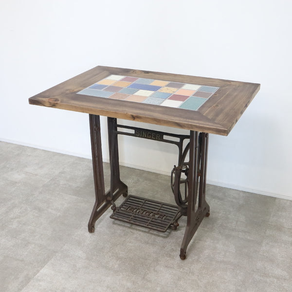【店舗受取限定】ミシン脚 テーブル タイルトップ タイルテーブル ガーデンテーブル サイドテーブル カフェテーブル No.1