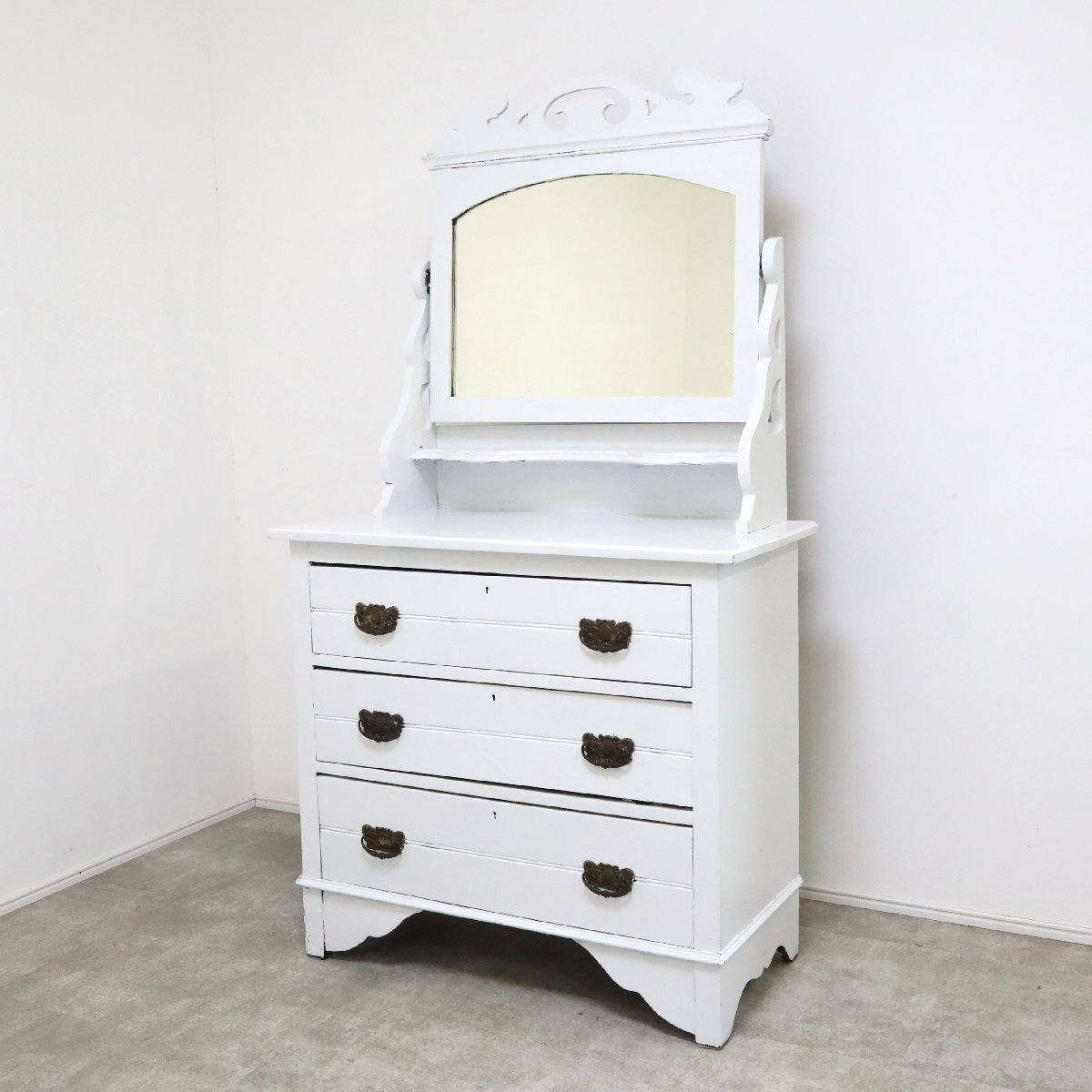 Shabby french Dresserドレッサー