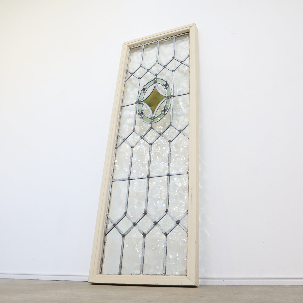 引取限定】星形のステンドグラスが美しいガラス戸/窓枠 – バナル