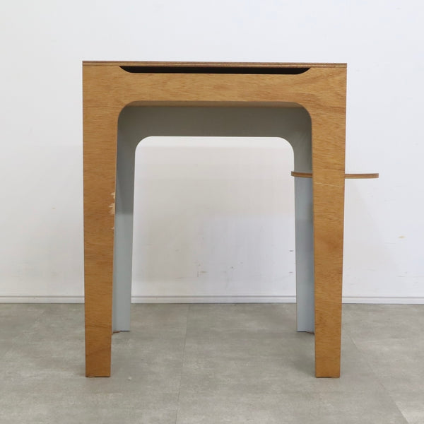 伊千呂 イチロ ilo イーロ Schola Desk スコラデスク