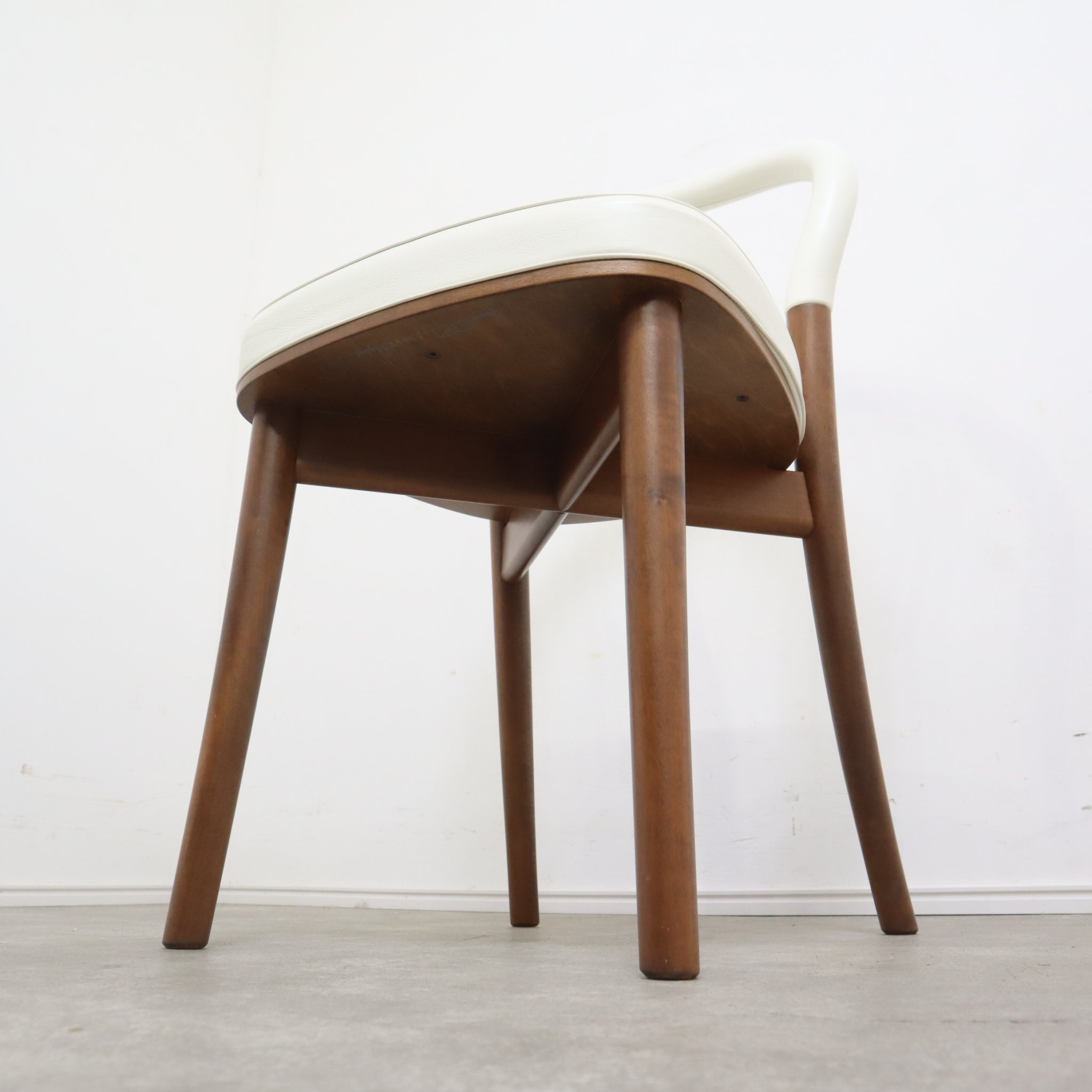 Cassina カッシーナ 501 GOTEBORG 1 チェア 本革 椅子 サイドチェア