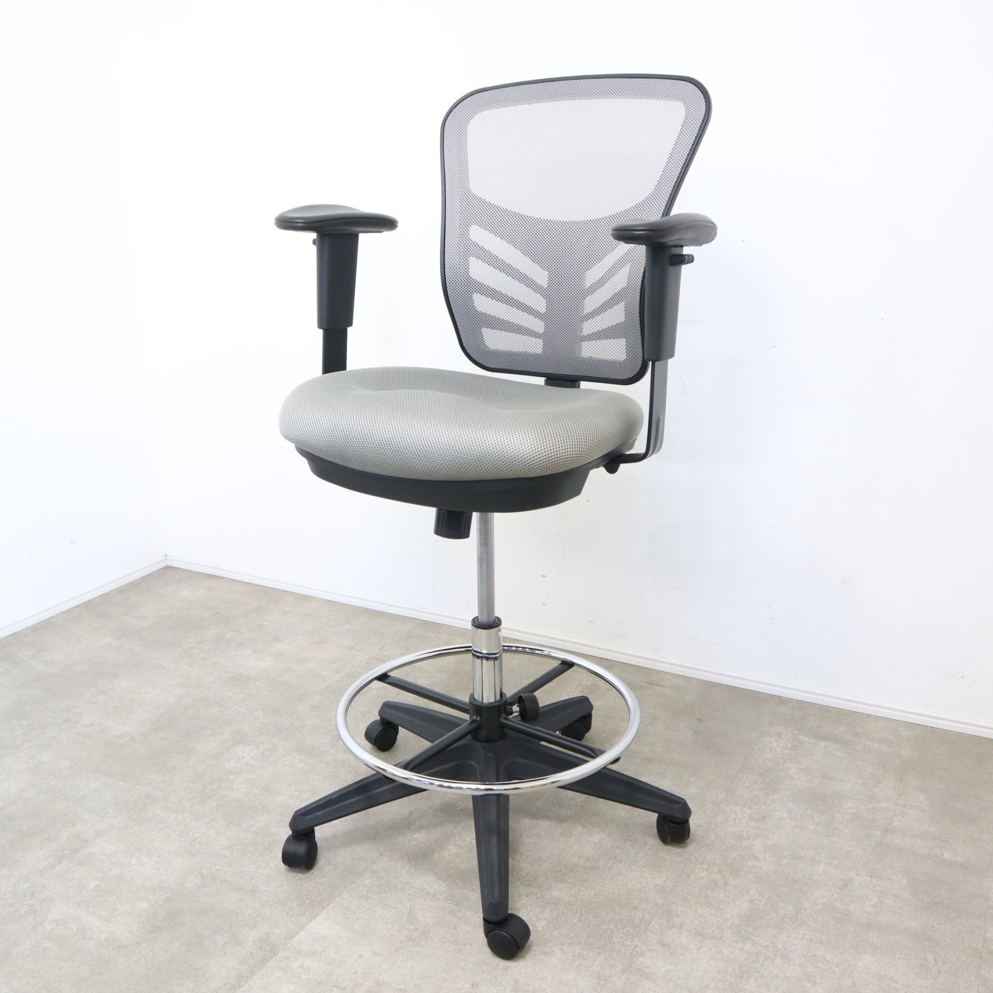 フラッシュファニチャーの製図用チェア・オフィスチェア No.4 – バナル