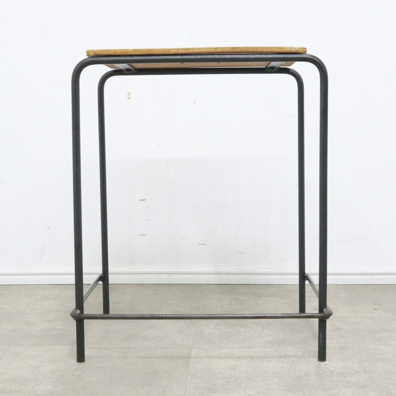 a.depeche アデペシュ ソコフスクール ハイスツール a.depeche socph school high stool / アデペシュ ソコフ