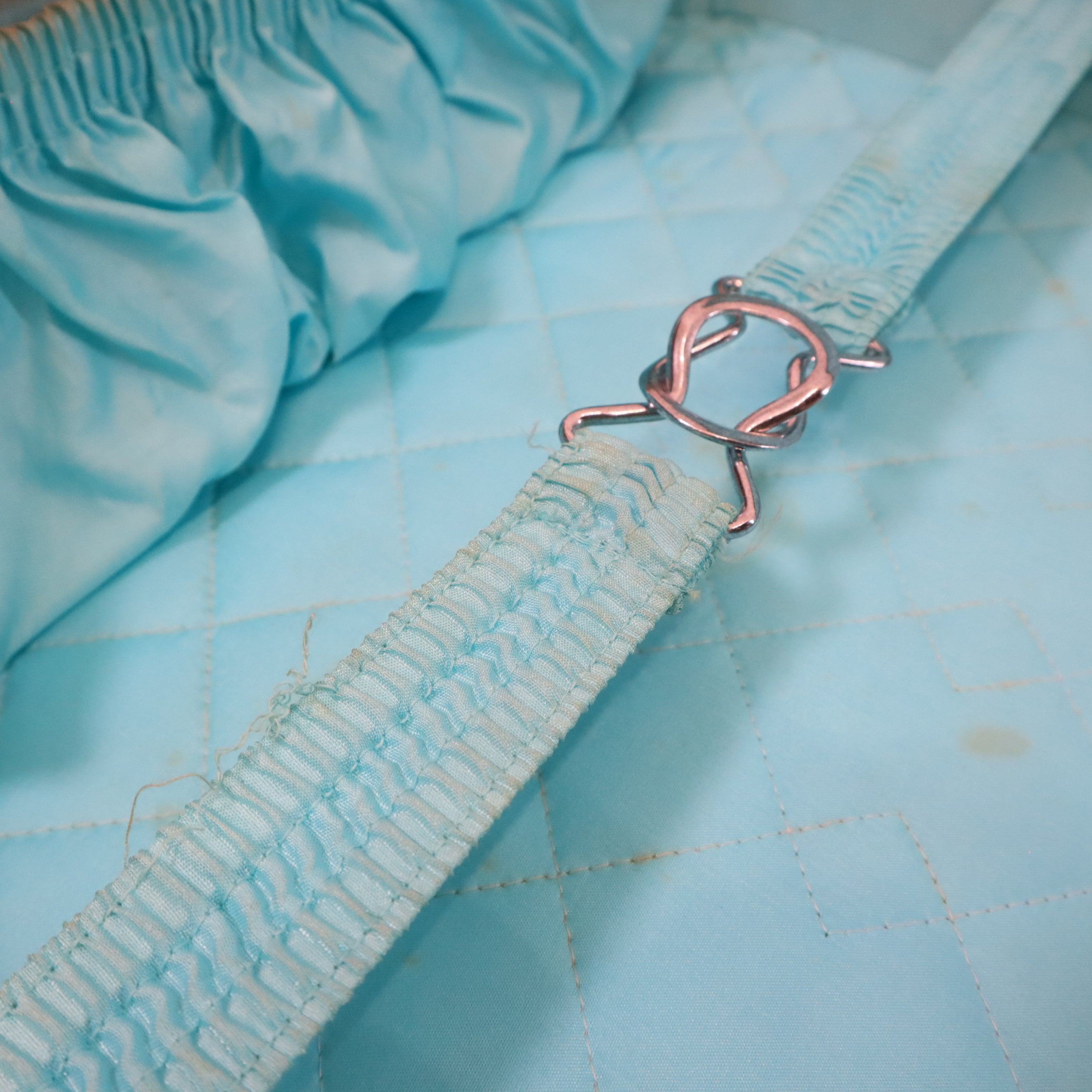 ホワイトトランクケース 鍵付き – バナルオンラインショップ