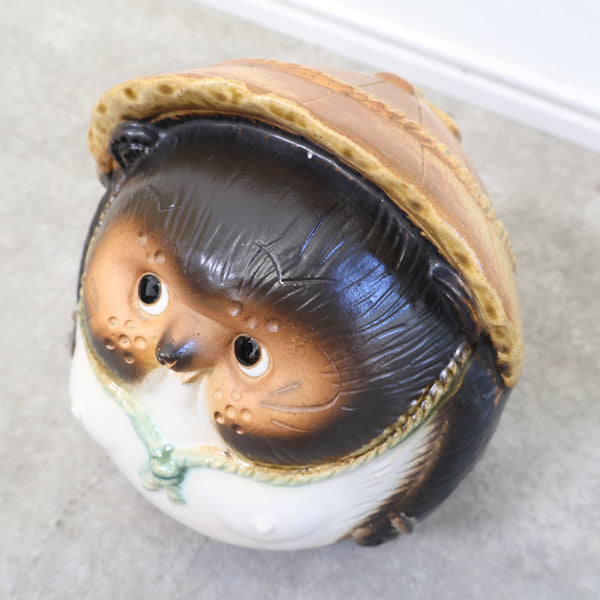 まるいたぬきの置き物