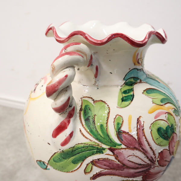 華やかな花がらイタリア製の花瓶