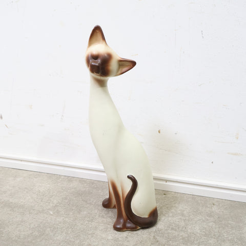 シャム猫の陶器製オブジェ