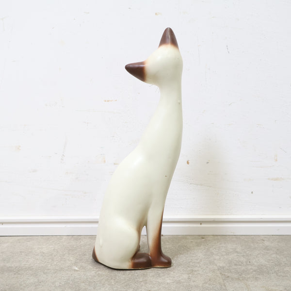 シャム猫の陶器製オブジェ