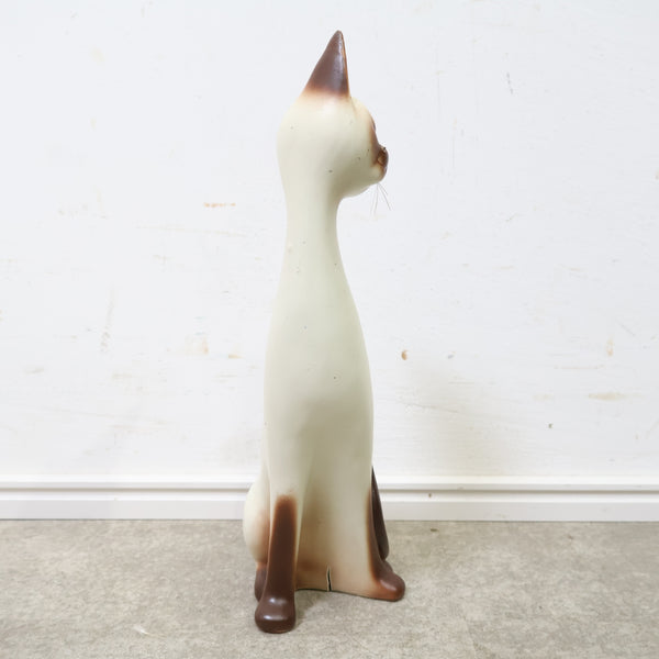 シャム猫の陶器製オブジェ