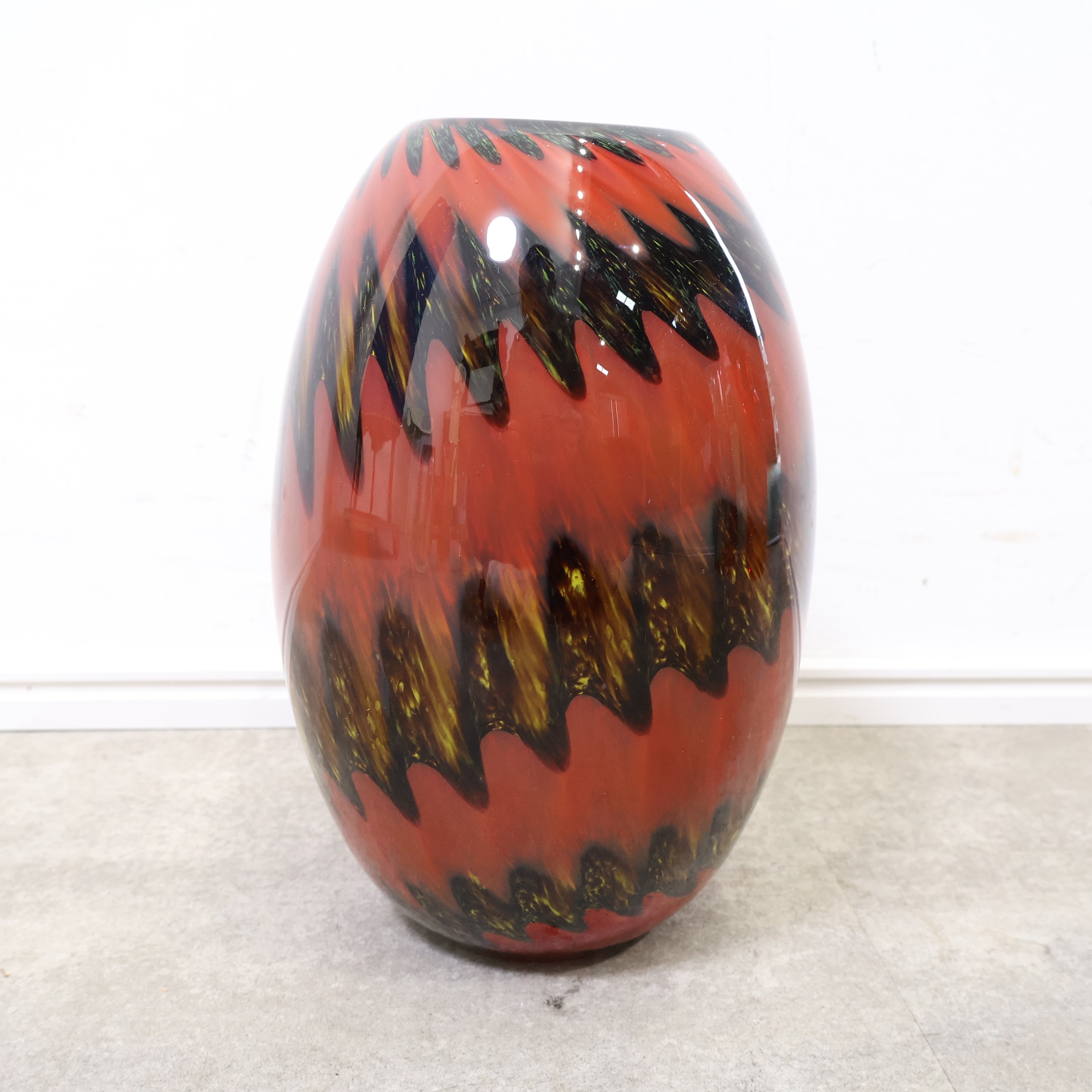 斑模様の卵型 花瓶・フラワーベース – バナルオンラインショップ