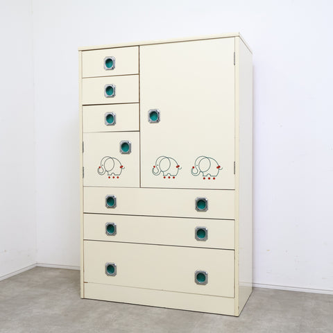 ぞうさんマークの子供用クローゼットチェスト