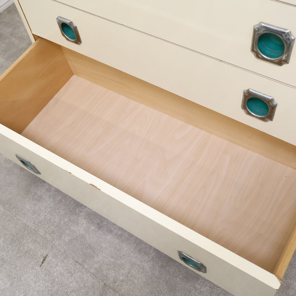 ぞうさんマークの子供用クローゼットチェスト