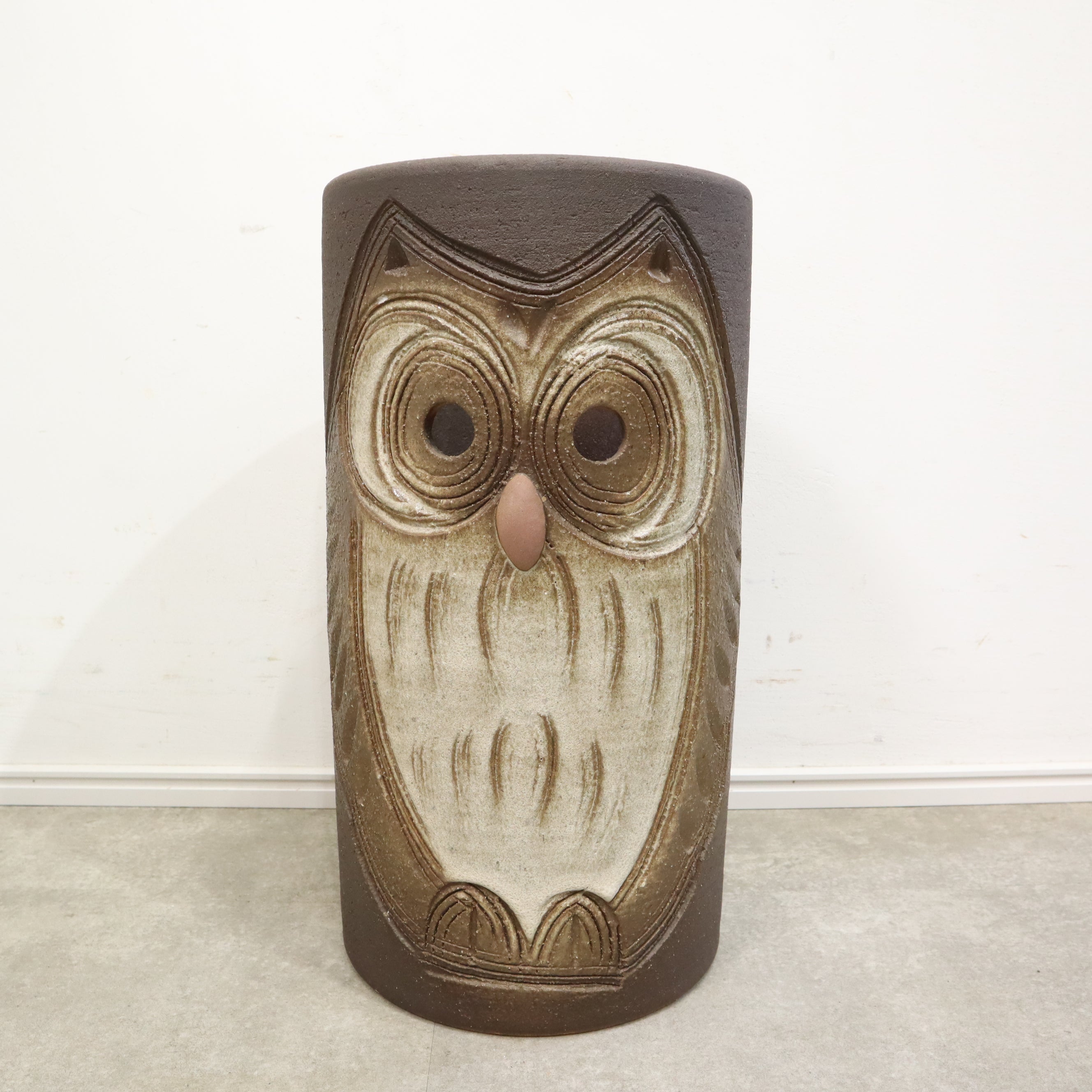 フクロウの傘立て（陶器） – バナルオンラインショップ（BANUL）の通販