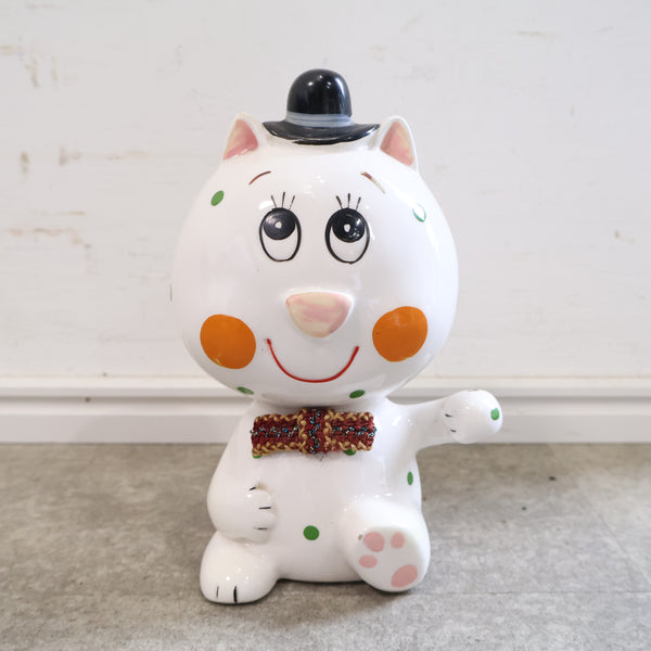 ネコの貯金箱