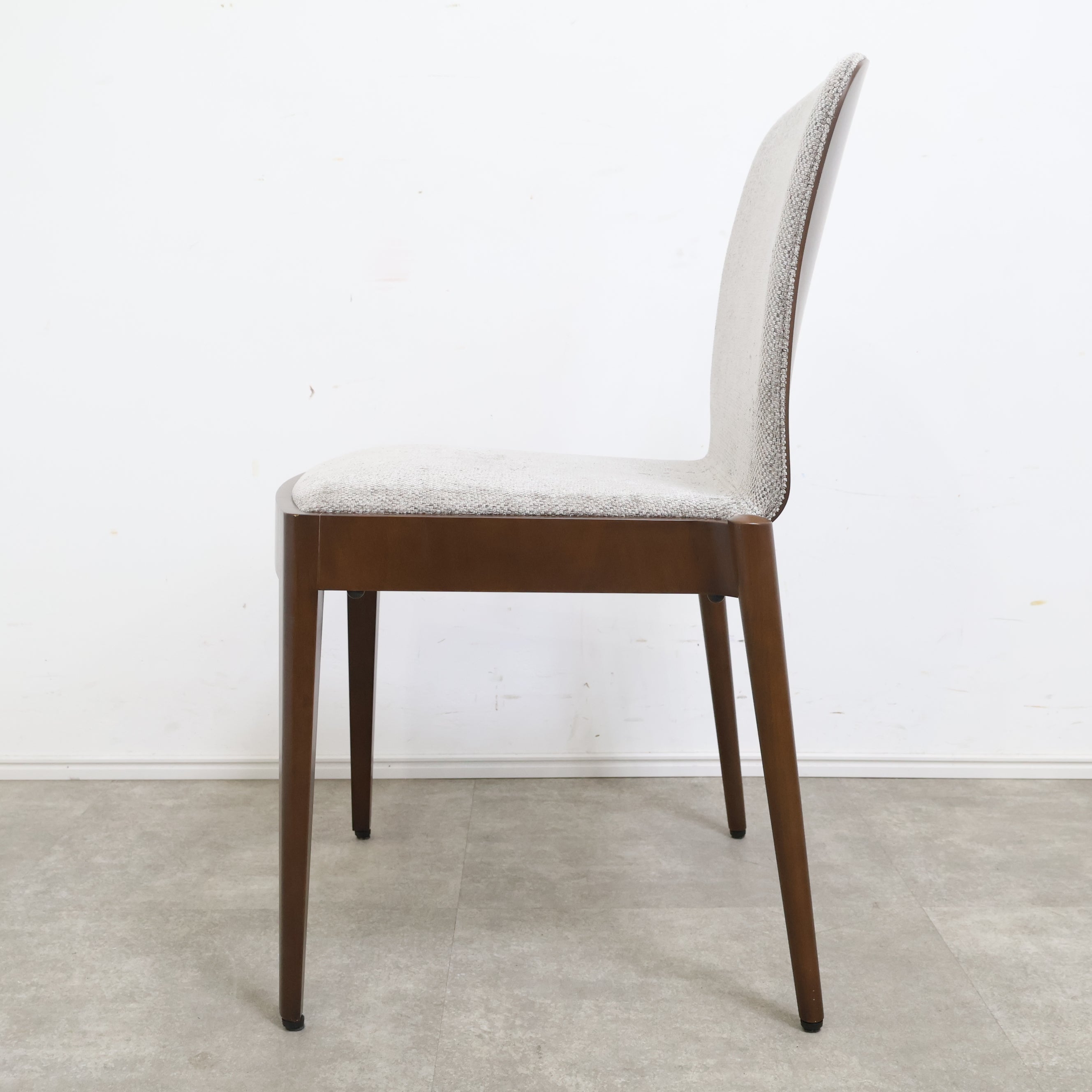 AD CORE モダン ダイニングチェア ② – バナルオンラインショップ