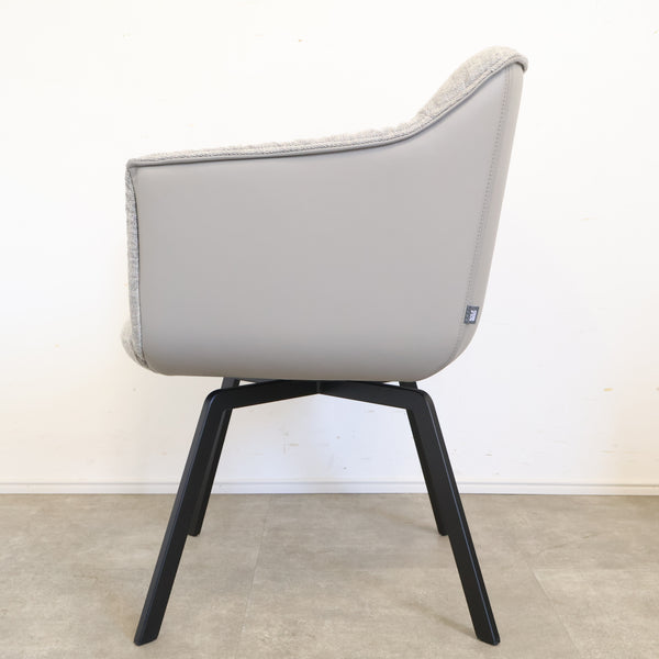 【展示品】ROLF BENZ 641 ダイニングチェア ロルフベンツ 本革張り アームチェア モダン グレー ドイツ No.1