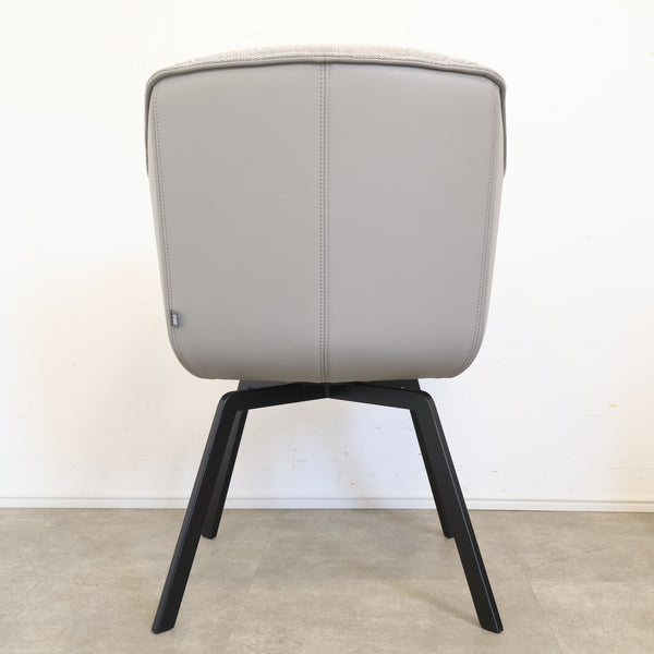 【展示品】ROLF BENZ 641 ダイニングチェア ロルフベンツ 本革張り アームチェア モダン グレー ドイツ No.1