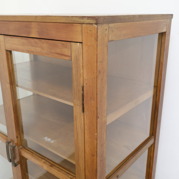 日本製のドクターキャビネット・ケビント