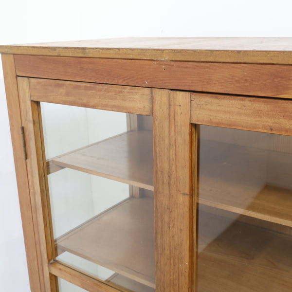 日本製のドクターキャビネット・ケビント