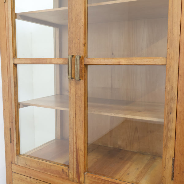 日本製のドクターキャビネット・ケビント