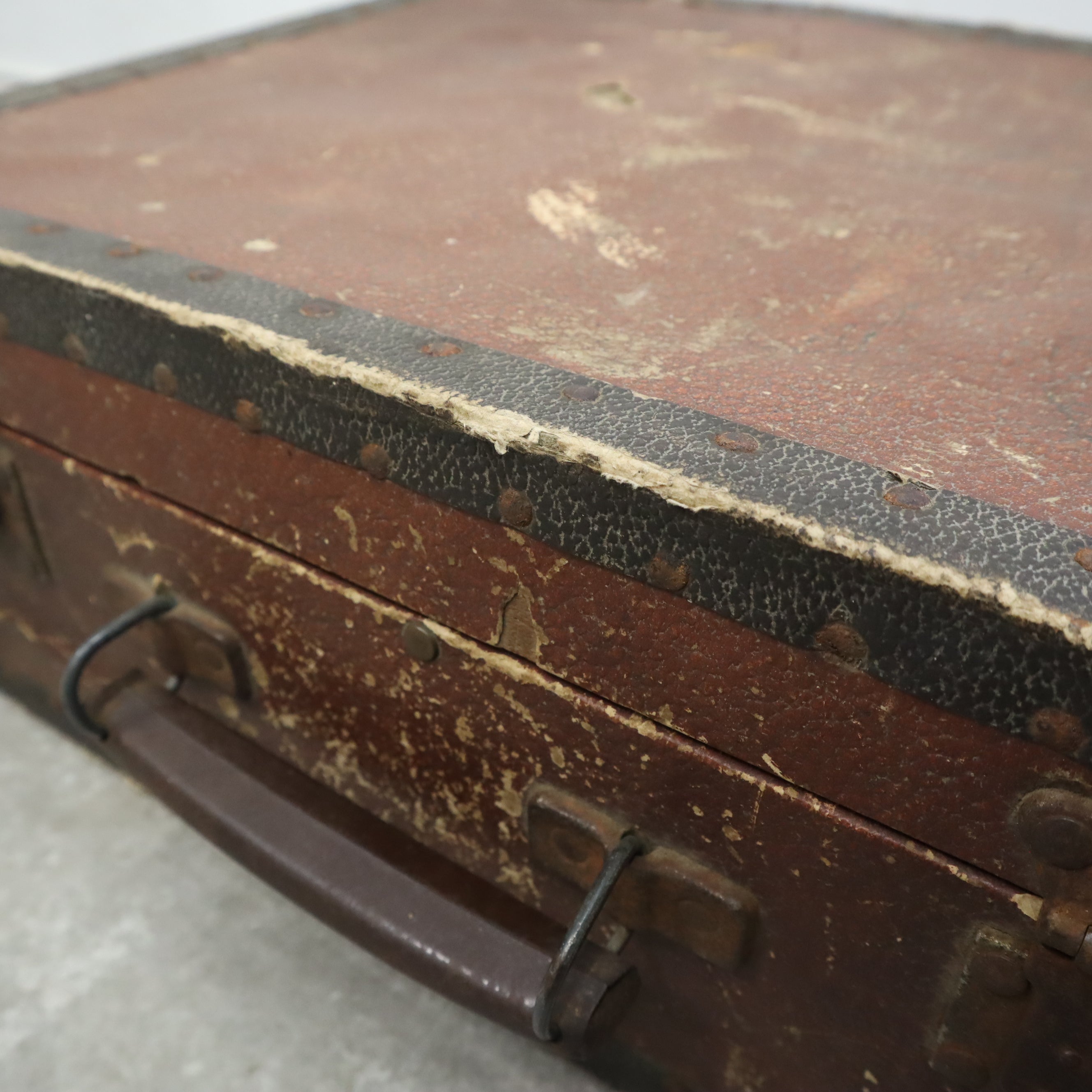 ヴィンテージ革製トランク ヴィンテージ革トランク – バナルオンラインショップ（BANUL）の