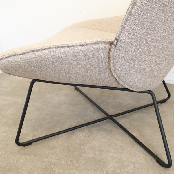 【展示品】ROLF BENZ 383 armchair アームチェア ロルフベンツ ラウンジチェア No.1