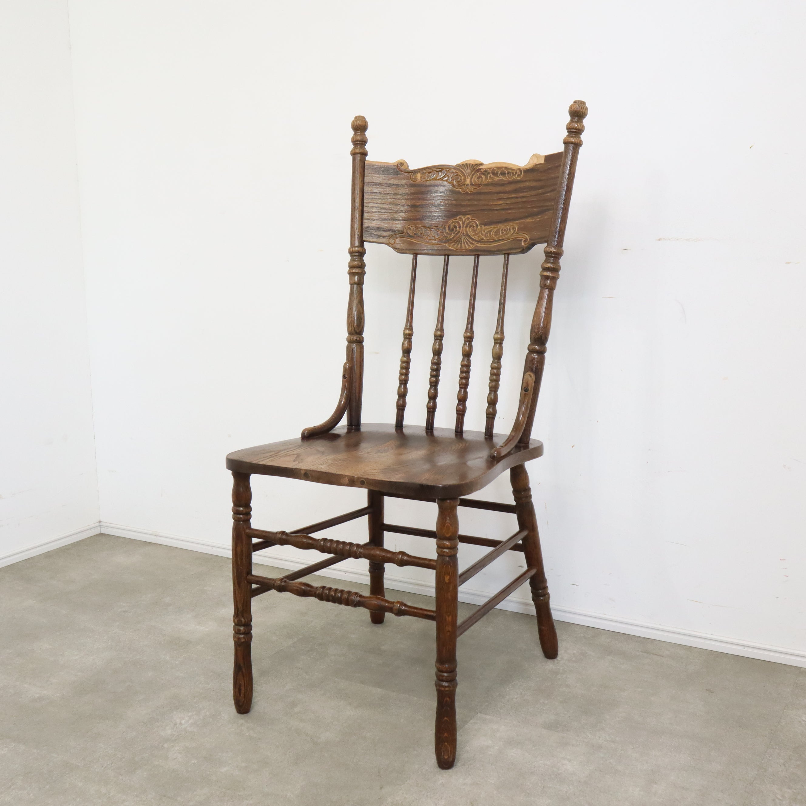 Sale 70’s 国産ヴィンテージ 鋲打ち　スピンドルチェア 1970's ヴィンテージ ボールチェア - アンティーク、ビンテージ