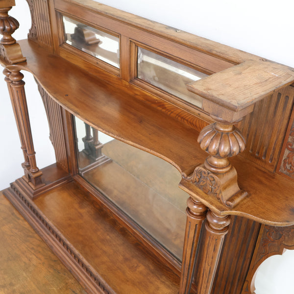 アンティークのミラーバックサイドボード