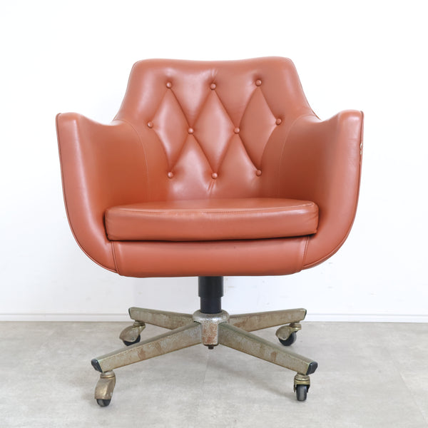 レトロなデスクチェア
