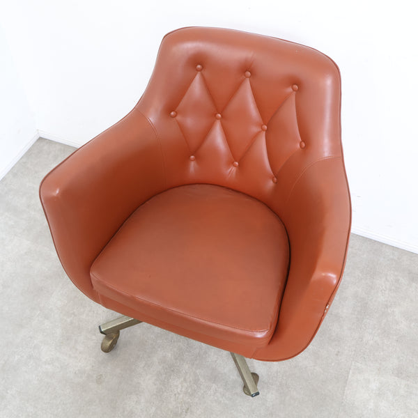 レトロなデスクチェア