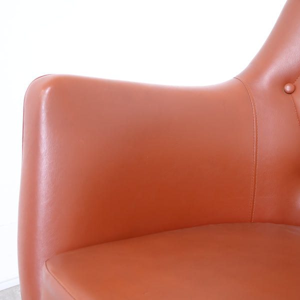 レトロなデスクチェア