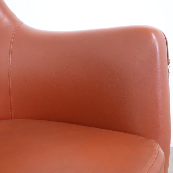 レトロなデスクチェア