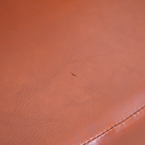 レトロなデスクチェア