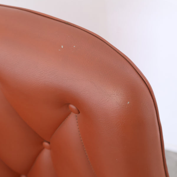 レトロなデスクチェア