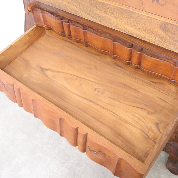 バロック様式のアンティークライティングビューロー