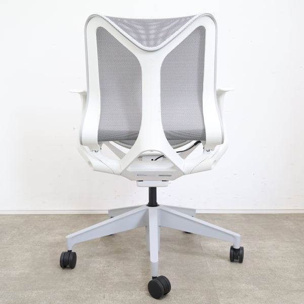 Herman Miller（ハーマンミラー）高機能ワークチェア「Cosm Chair コズムチェア」